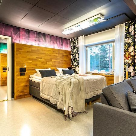 Time Hostel Nova - Sairaalan Vieressae Jyväskylä Buitenkant foto